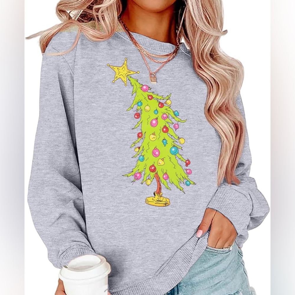 MAXIMGR Women's Christmas Graphic Sweatshirts Holiday Pullover Top 
Size Small 🎄